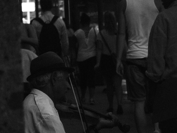 Man playing the violin